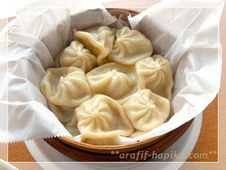 せいろで蒸した成城石井の小籠包 8個入りを詰め込み