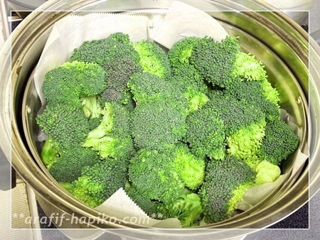 コストコのブロッコリーの下処理の様子