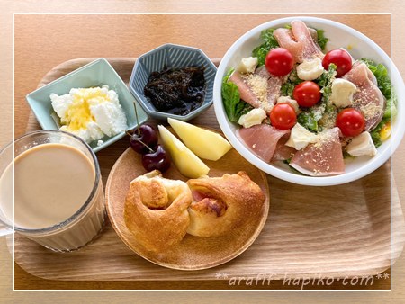 ドンクのベーコンエピを少量にした朝食セットのアイキャッチ